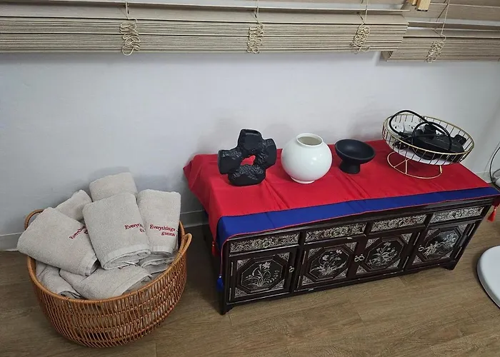 Apartamento 8 Minutes Away From Chungmuro Station, 5박이상 조식, 명동근처 Hill Location