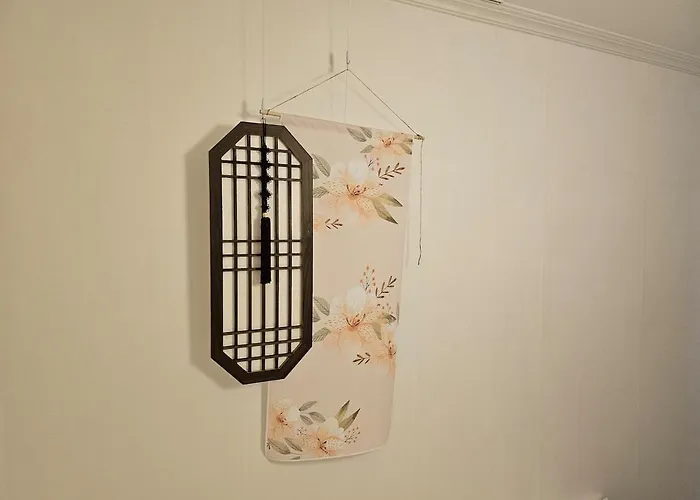 8 Minutes Away From Chungmuro Station, 5박이상 조식, 명동근처 Hill Location Apartamento *